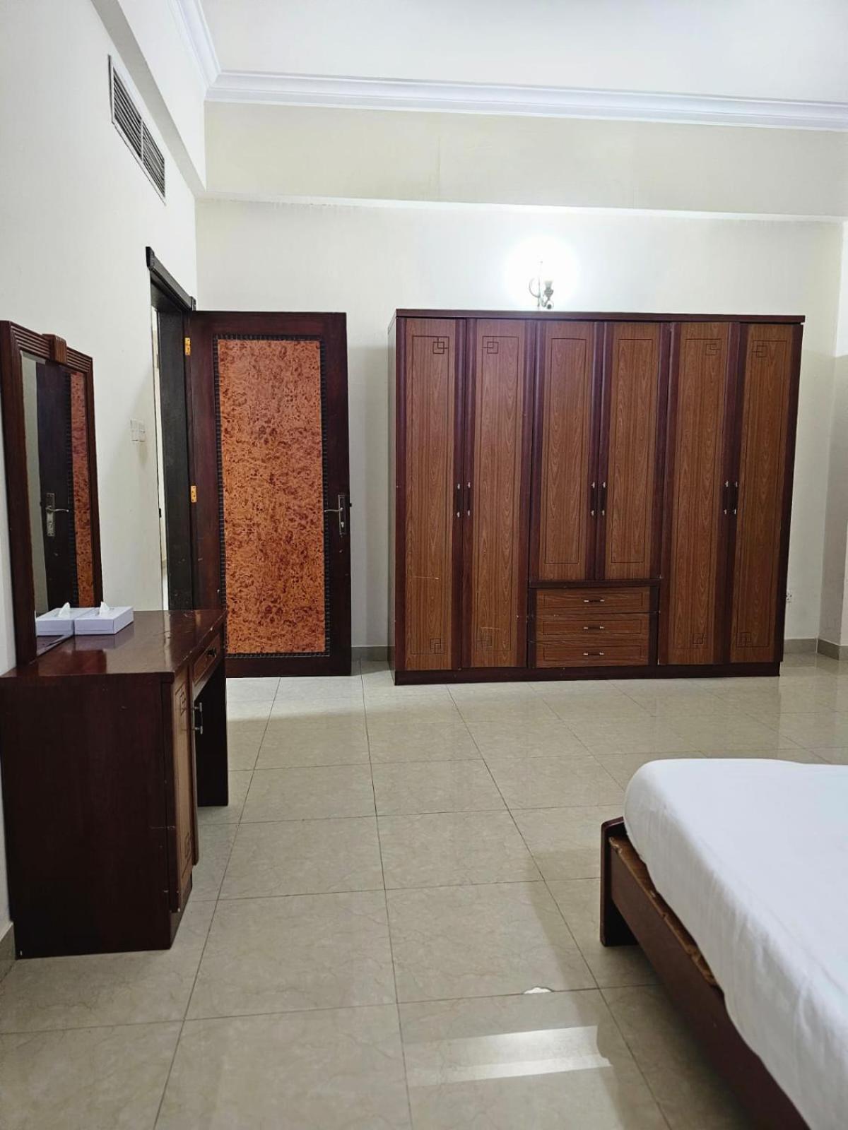 Apartamento Al Sahab Tower Manama Exterior foto