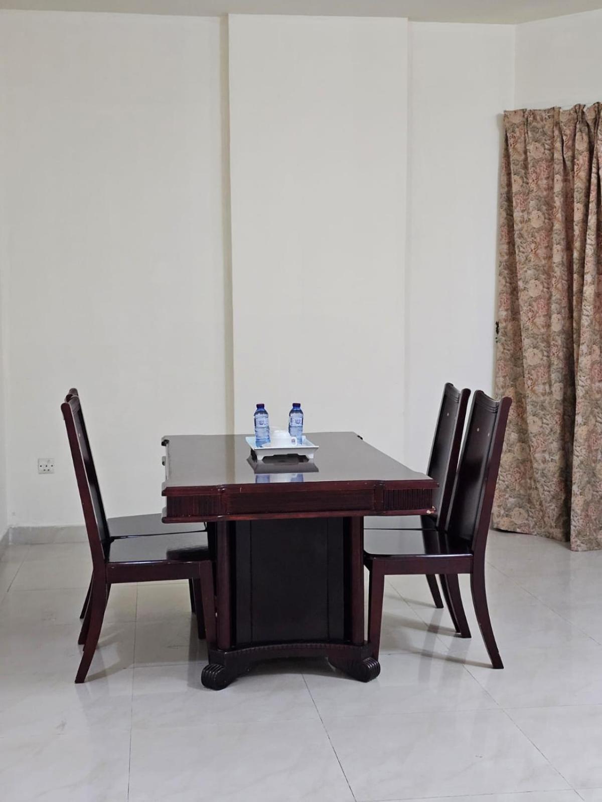 Apartamento Al Sahab Tower Manama Exterior foto